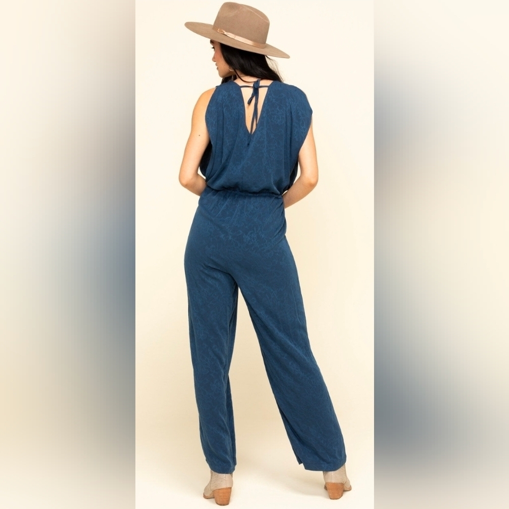Womens Ariat whynot Jumper - Picture 2 of 5